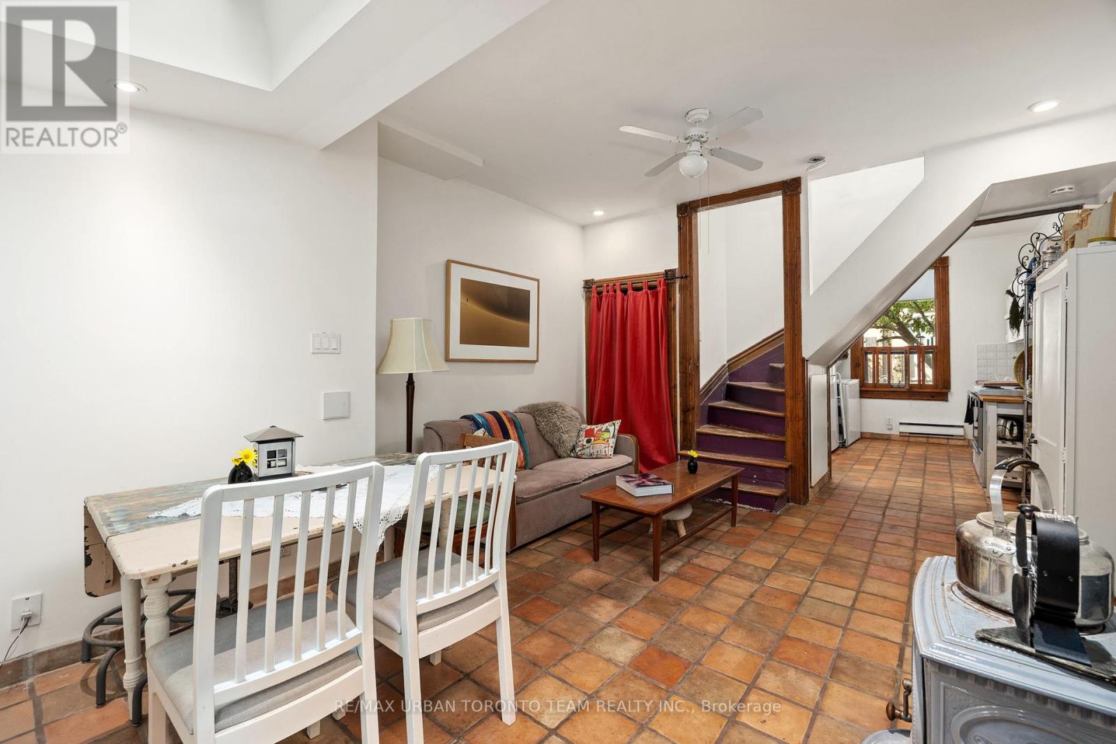 9 Percy Street, Toronto, Ontario  M5A 3M7 - Photo 17 - C12208053