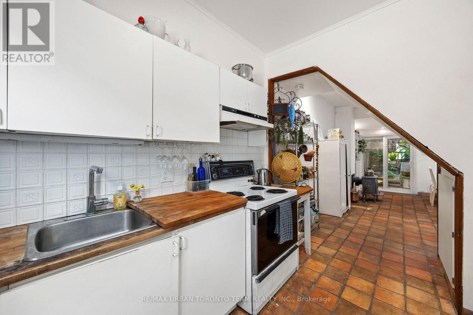 9 Percy Street, Toronto, Ontario  M5A 3M7 - Photo 9 - C12208053