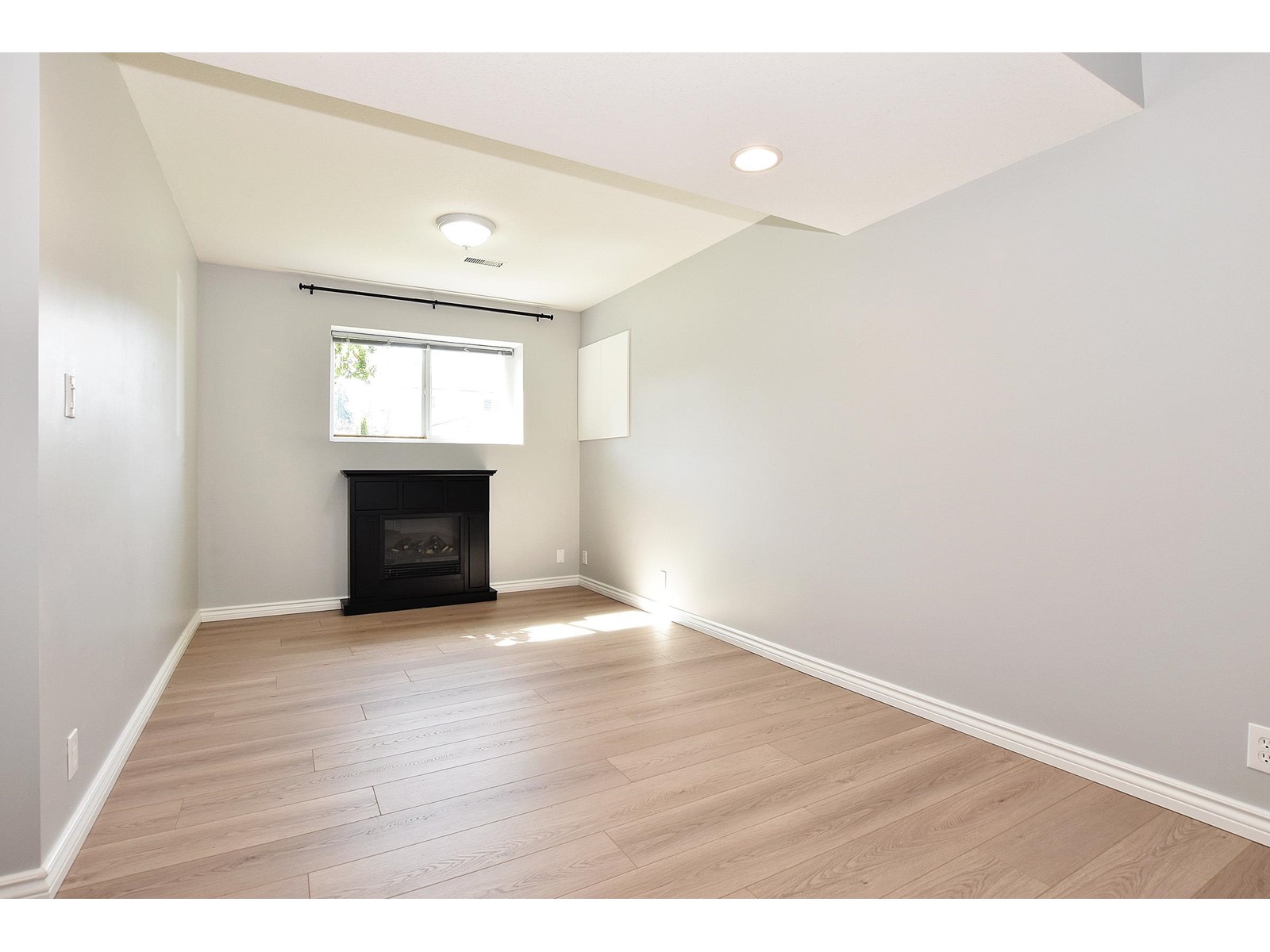 33551 Kinsale Place, Abbotsford, British Columbia  V2S 8B2 - Photo 20 - R3012623