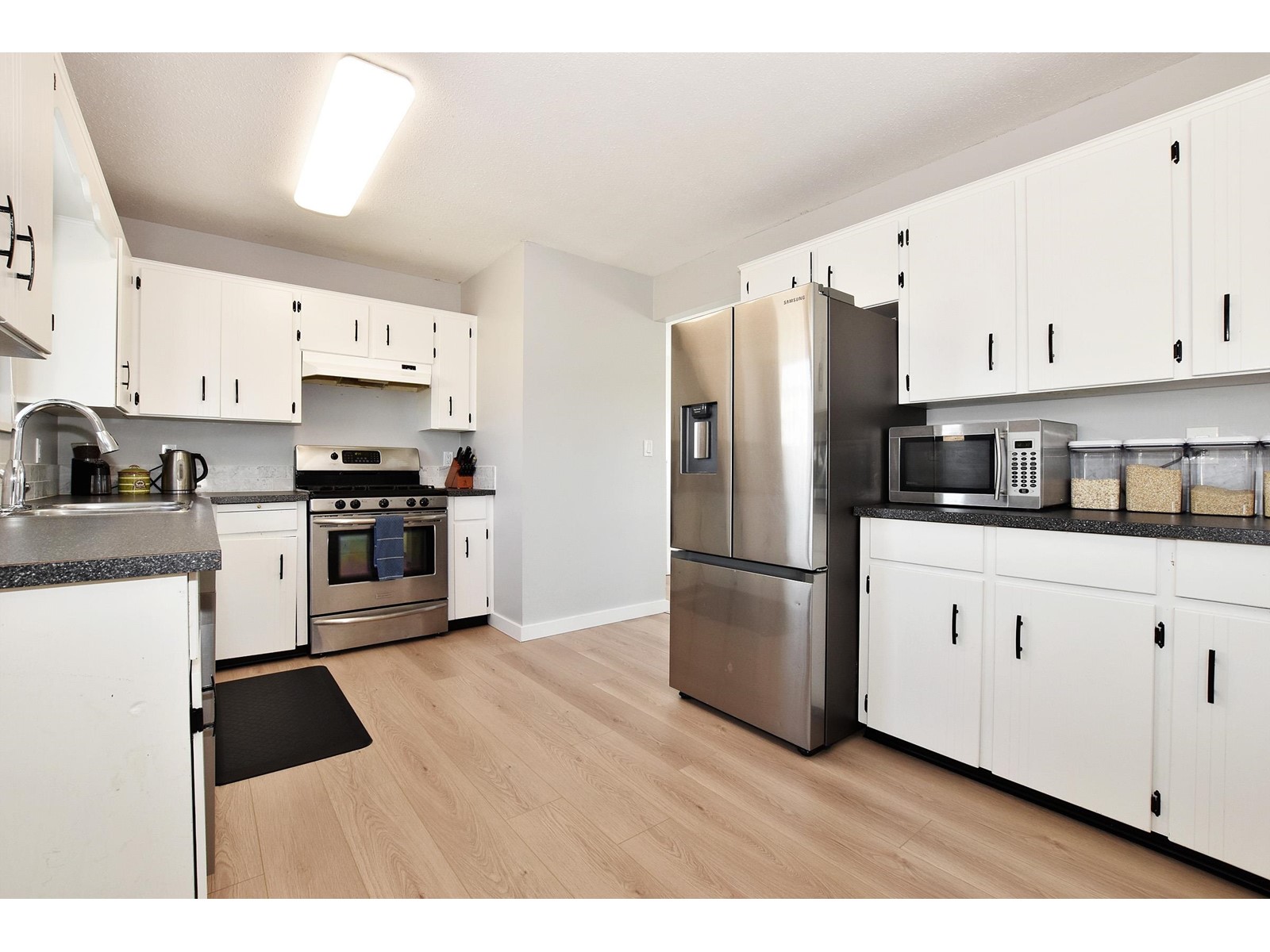 33551 Kinsale Place, Abbotsford, British Columbia  V2S 8B2 - Photo 9 - R3012623