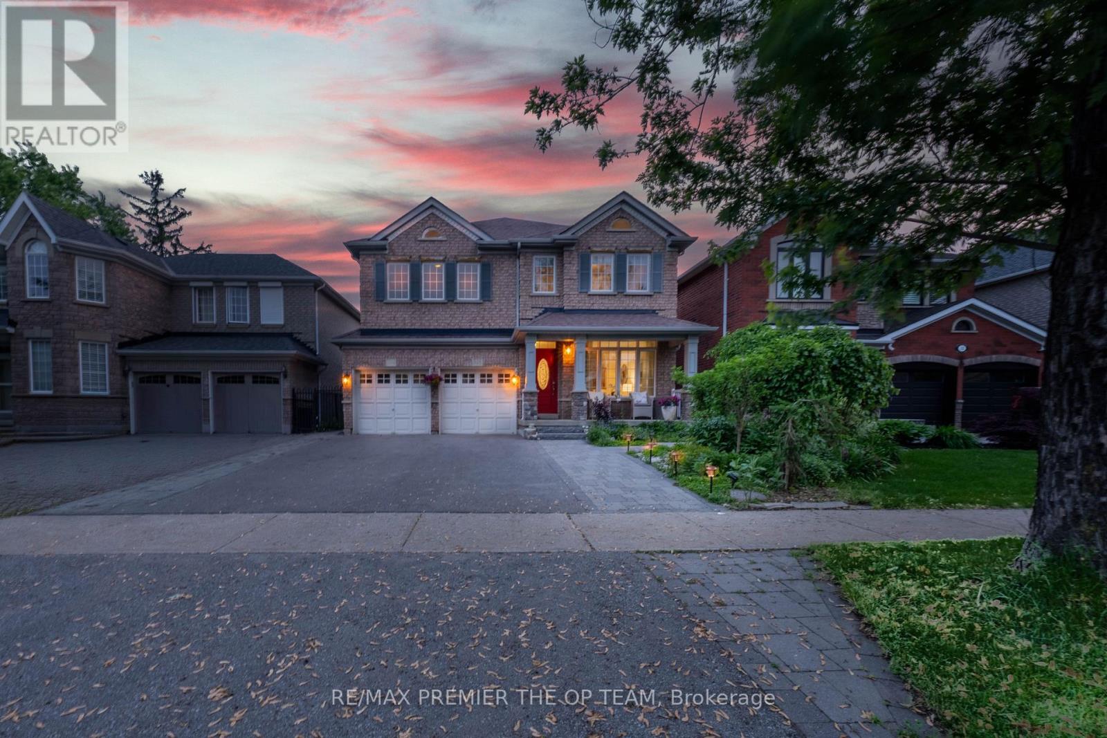 328 Napa Valley Avenue, Vaughan (Sonoma Heights), Ontario  L4H 1Y7 - Photo 1 - N12208055