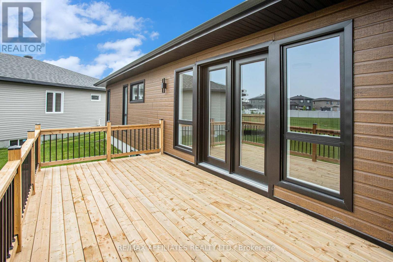 1353 Diamond Street, Clarence-Rockland, Ontario  K4K 0M6 - Photo 38 - X12085818
