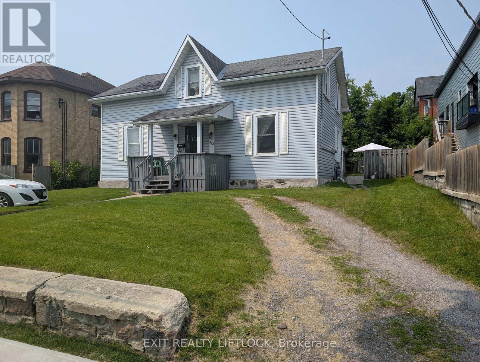 413 Bethune Street, Peterborough Central, Ontario  K9H 3Z1 - Photo 2 - X12208095