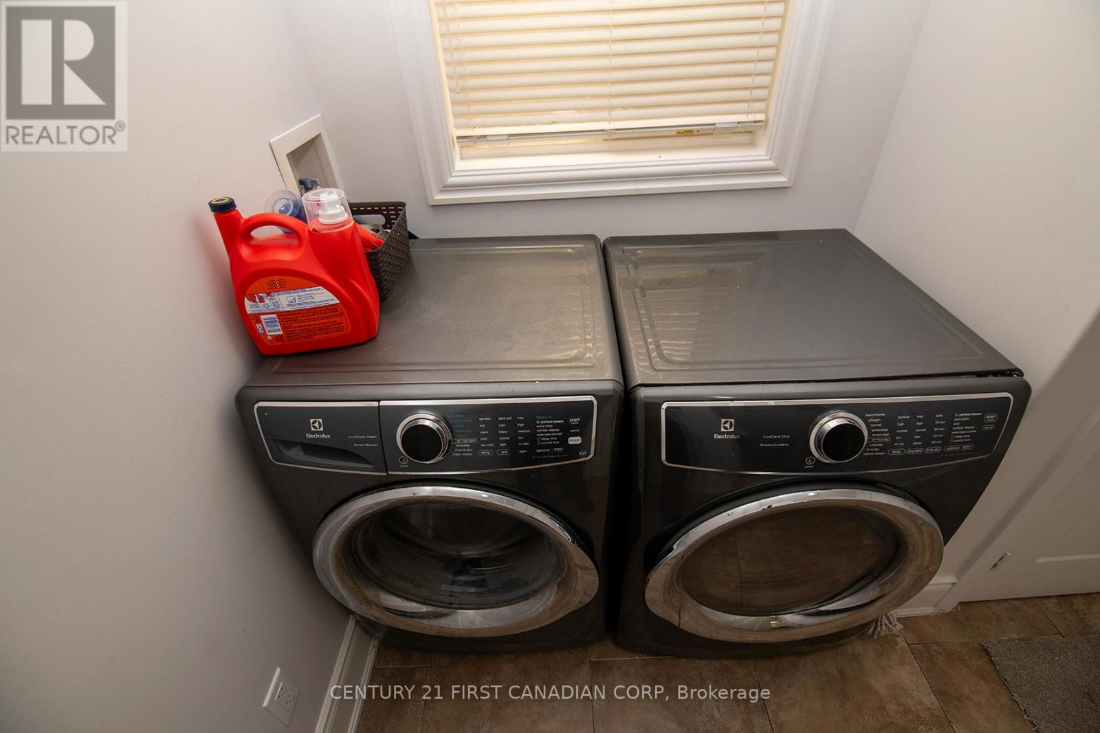 1728 Beaverbrook Avenue, London North, Ontario  N6H 0E4 - Photo 12 - X12208070