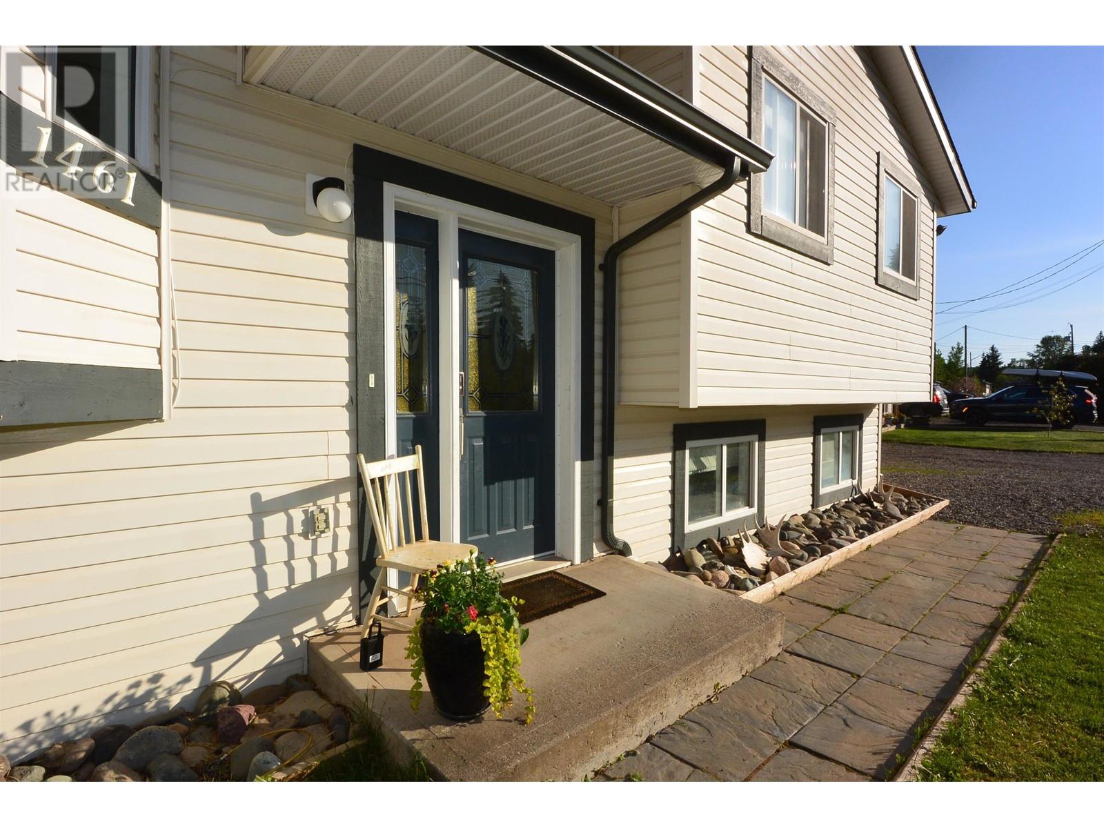 1461 Willow Street, Telkwa, British Columbia  V0J 2X0 - Photo 5 - R3013218