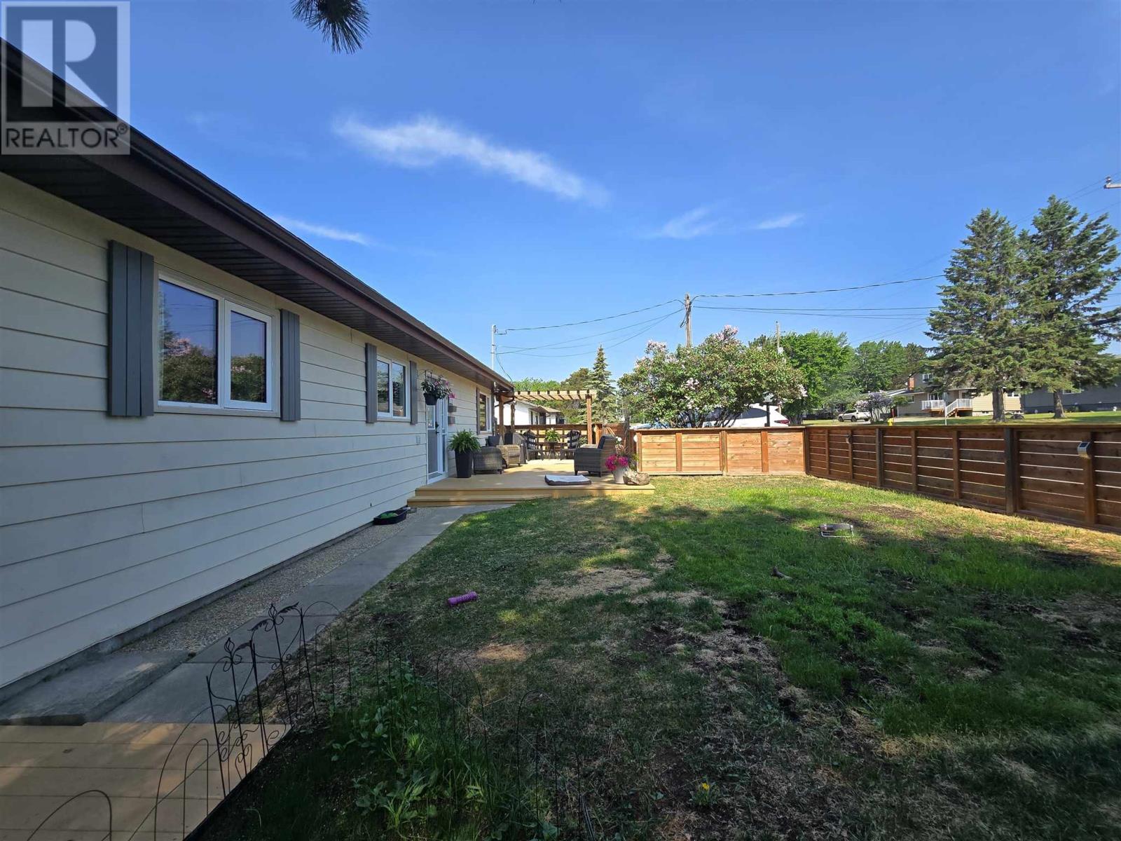 1517 Valley Dr, Kenora, Ontario  P9N 4K5 - Photo 2 - TB251561