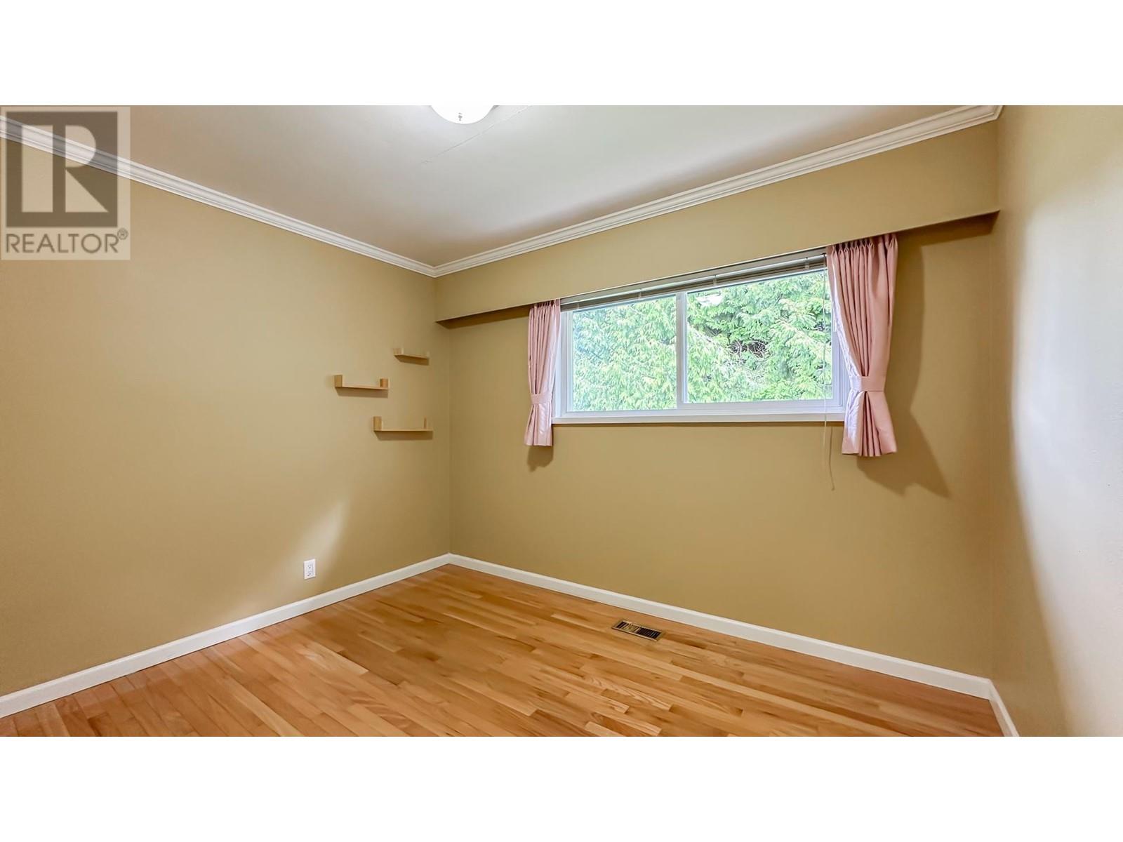 2704 Kilmarnock Crescent, North Vancouver, British Columbia  V7J 2Z5 - Photo 18 - R3013182