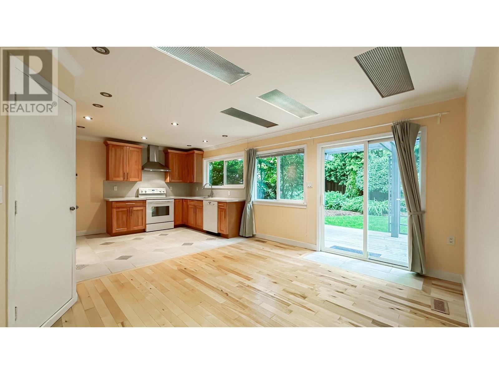 2704 Kilmarnock Crescent, North Vancouver, British Columbia  V7J 2Z5 - Photo 27 - R3013182
