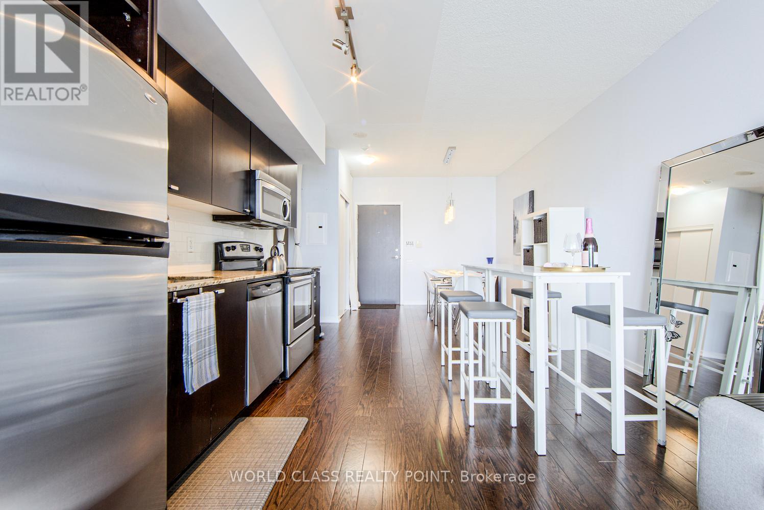 2402 - 103 The Queens Way, Toronto, Ontario  M6S 5B3 - Photo 13 - W12207207
