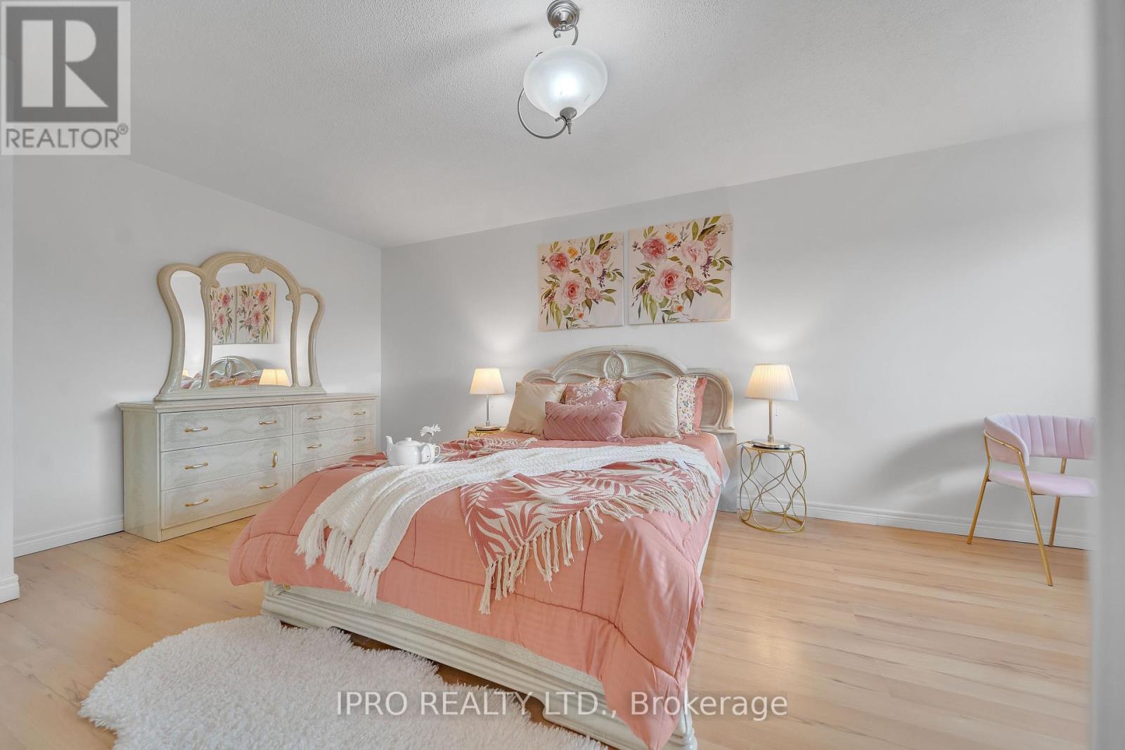 18 Tessler Crescent, Brampton, Ontario  L6X 4P8 - Photo 25 - W12208030
