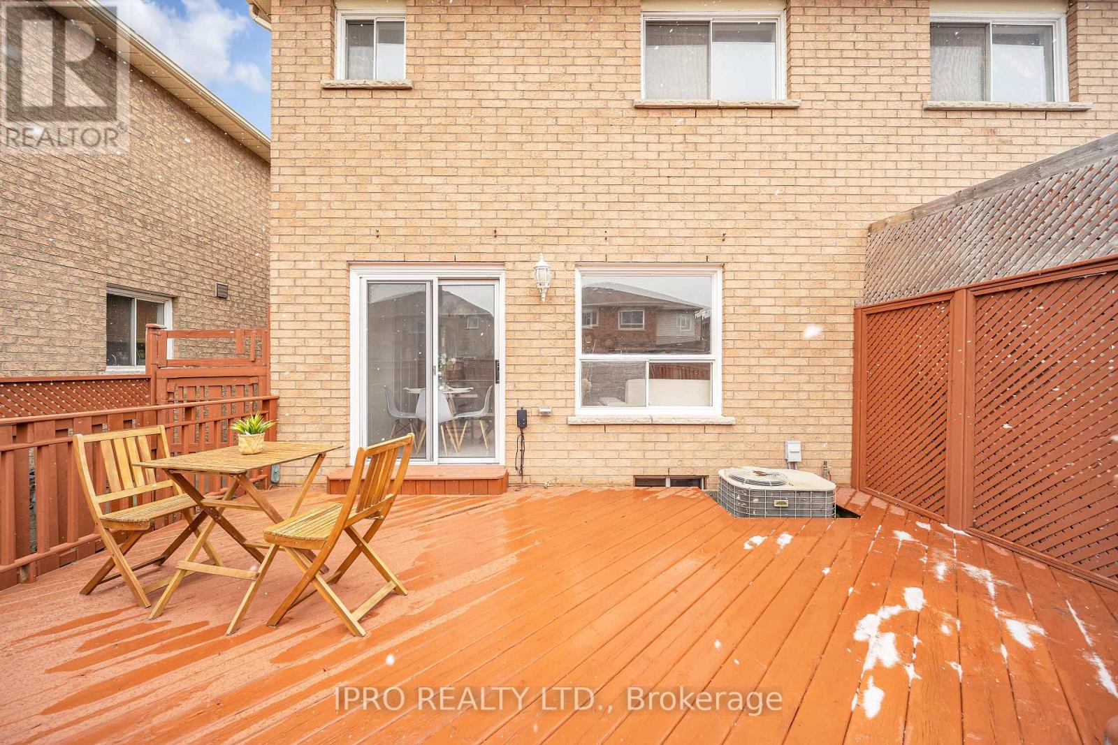 18 Tessler Crescent, Brampton, Ontario  L6X 4P8 - Photo 44 - W12208030