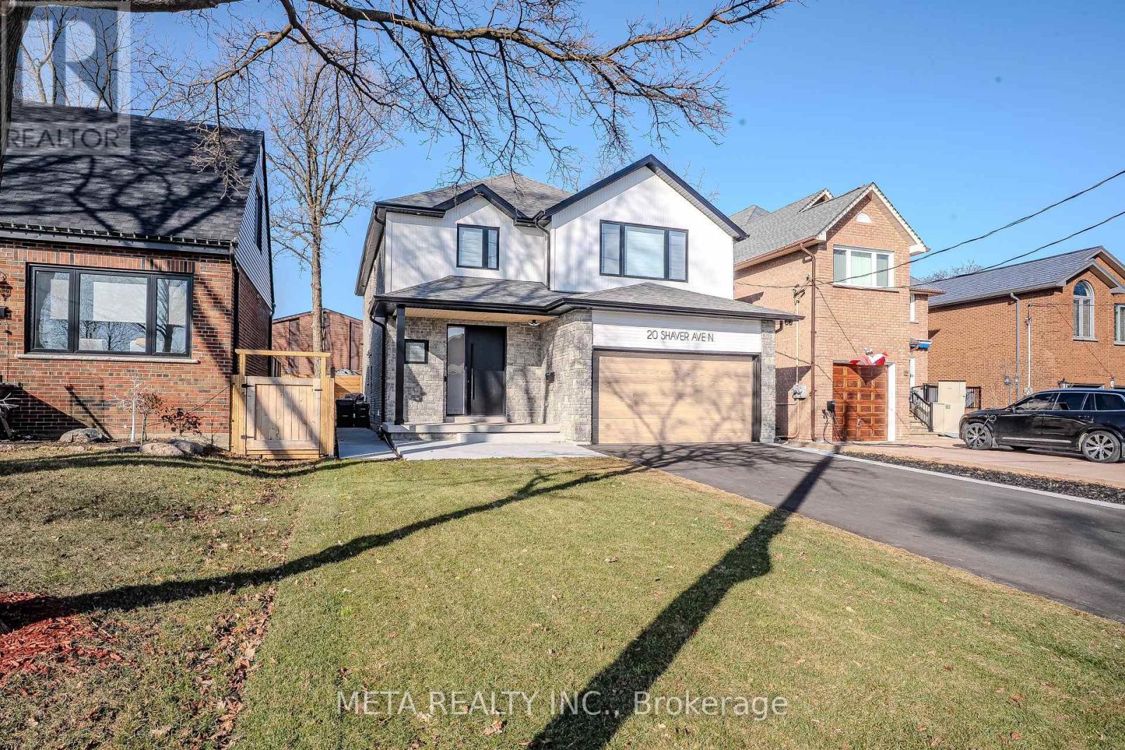 20 Shaver Avenue N, Toronto, Ontario  M9B 4N4 - Photo 2 - W12208031