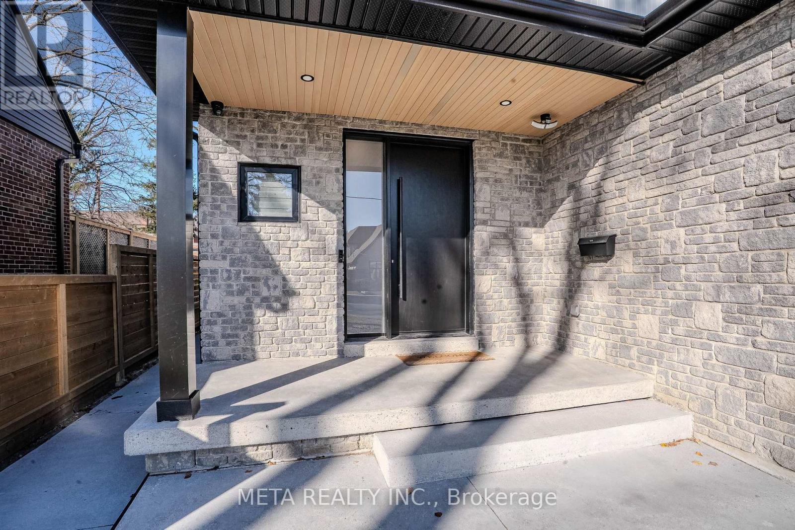 20 Shaver Avenue N, Toronto, Ontario  M9B 4N4 - Photo 3 - W12208031