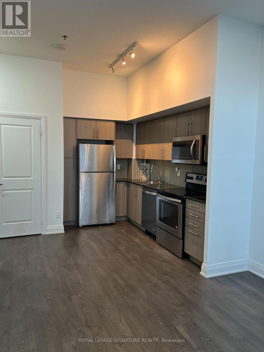 105 - 55 Speers Road, Oakville, Ontario  L6K 3R6 - Photo 2 - W12208033
