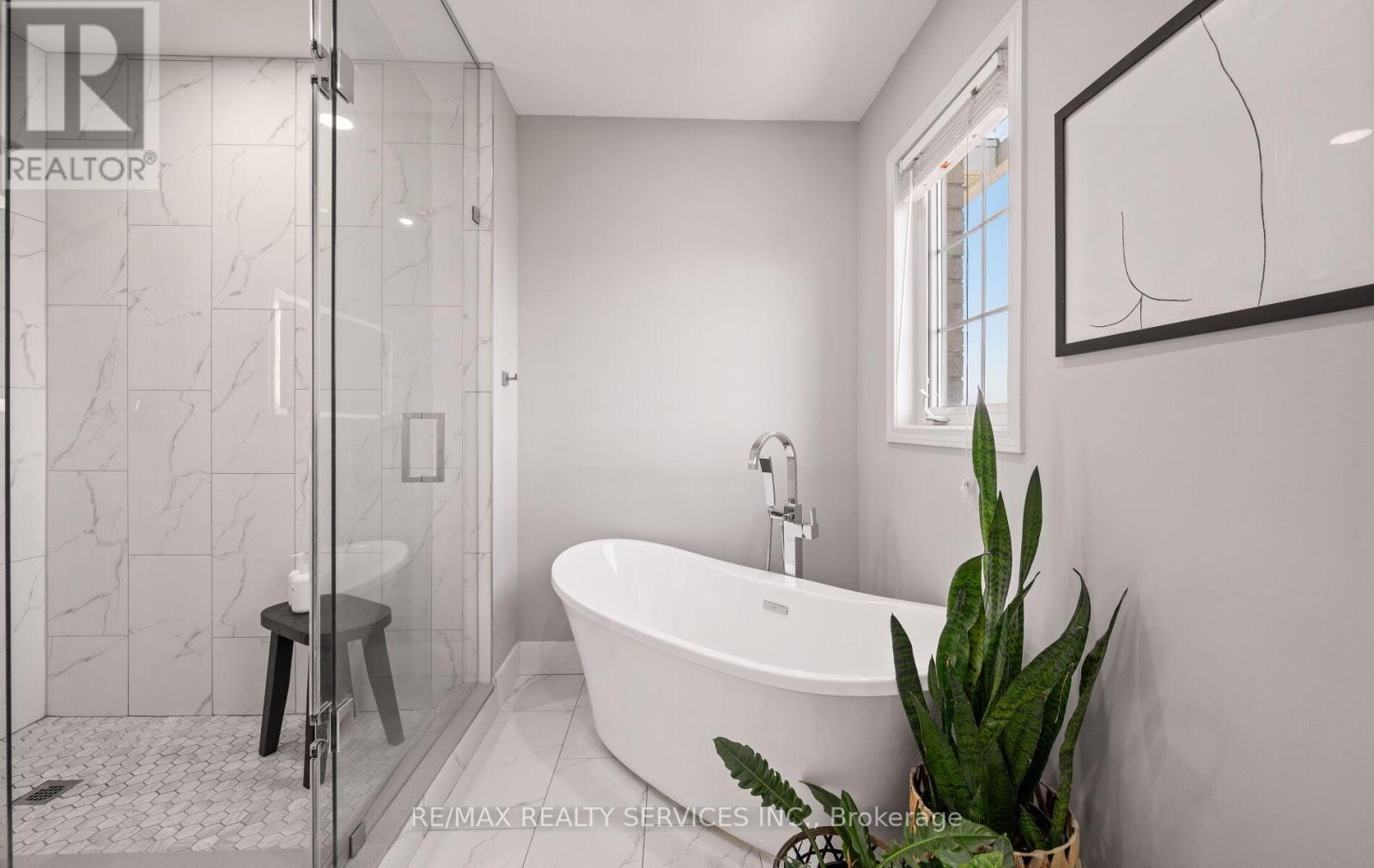 3 Beavervalley Drive, Brampton, Ontario  L7A 3L5 - Photo 28 - W12208045