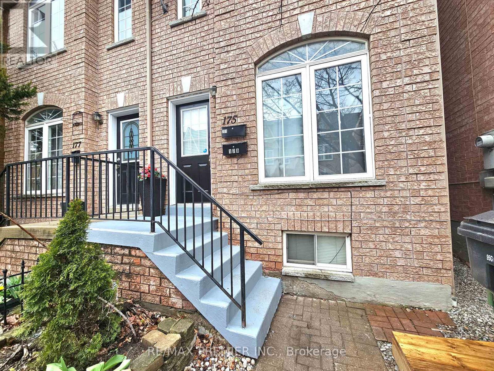 201 - 175 Rankin Crescent, Toronto, Ontario  M6P 4H8 - Photo 1 - W12208054
