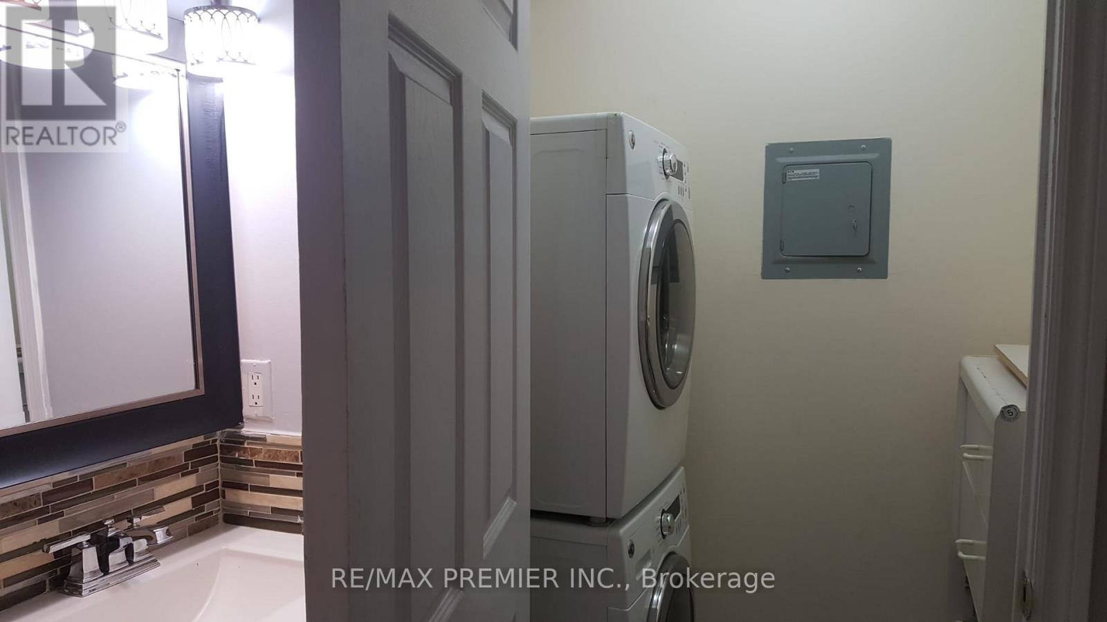201 - 175 Rankin Crescent, Toronto, Ontario  M6P 4H8 - Photo 21 - W12208054