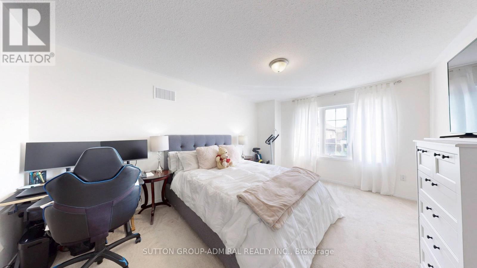 67 Zelda Road, Brampton, Ontario  L6R 3V4 - Photo 16 - W12208057
