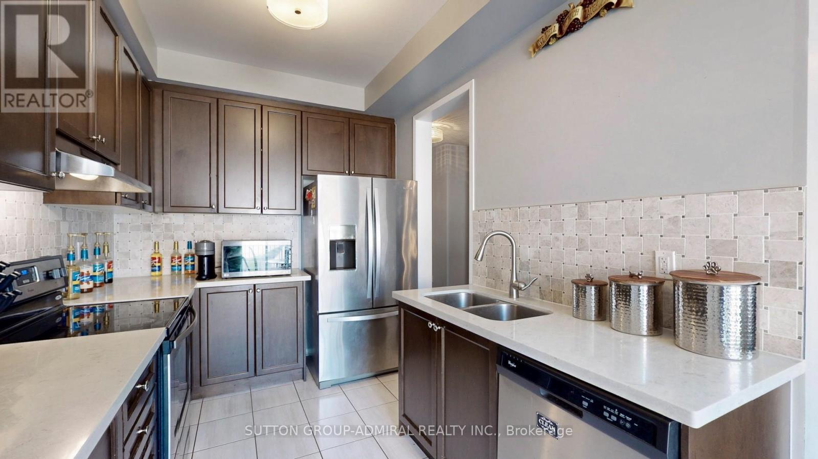 67 Zelda Road, Brampton, Ontario  L6R 3V4 - Photo 8 - W12208057