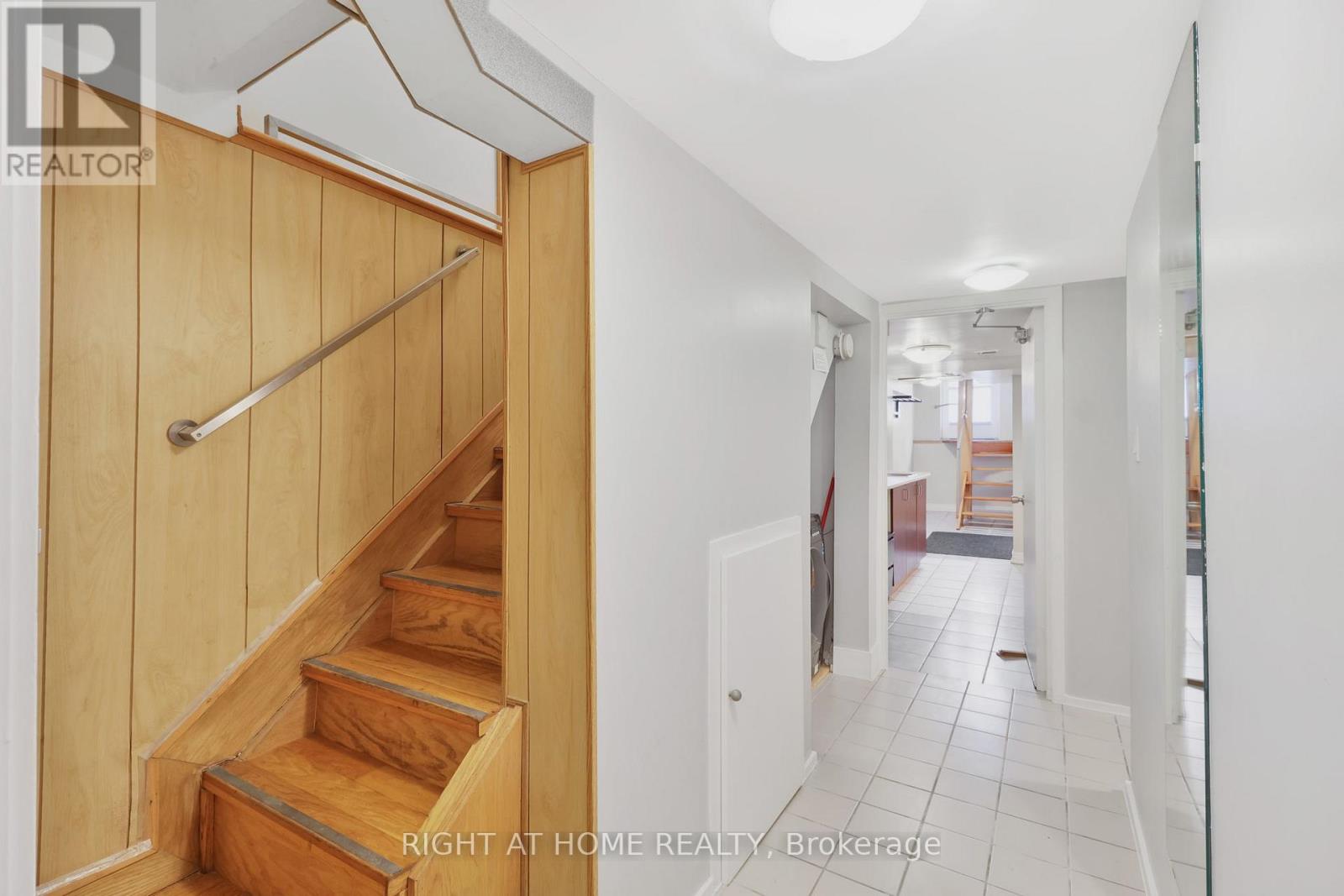 152 Wright Avenue, Toronto, Ontario  M6R 1L2 - Photo 29 - W12208062
