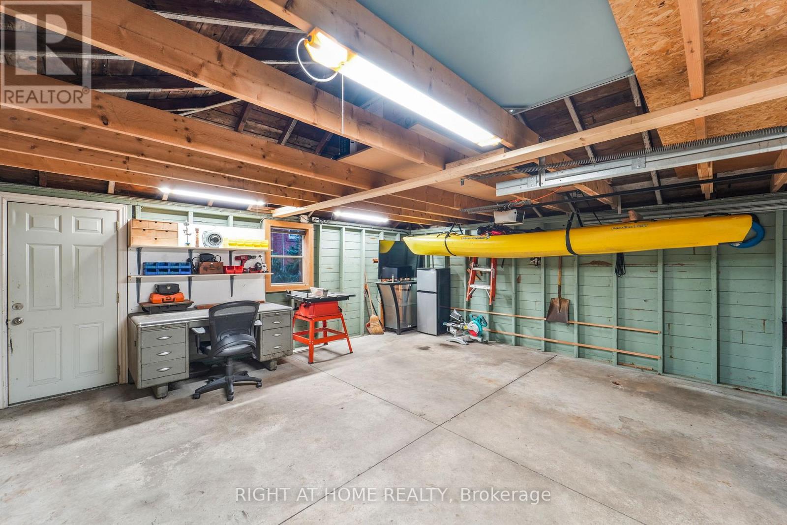 152 Wright Avenue, Toronto, Ontario  M6R 1L2 - Photo 37 - W12208062