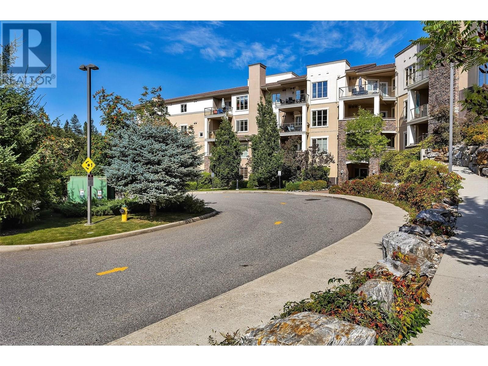 Property at 1875 Country Club Drive Unit# 1105 image 3