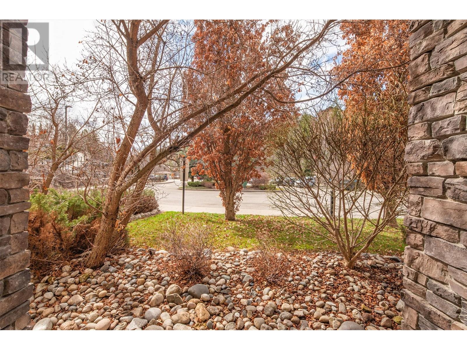 1875 Country Club Drive Unit# 1105, Kelowna, British Columbia  V1V 2W0 - Photo 9 - 10348953