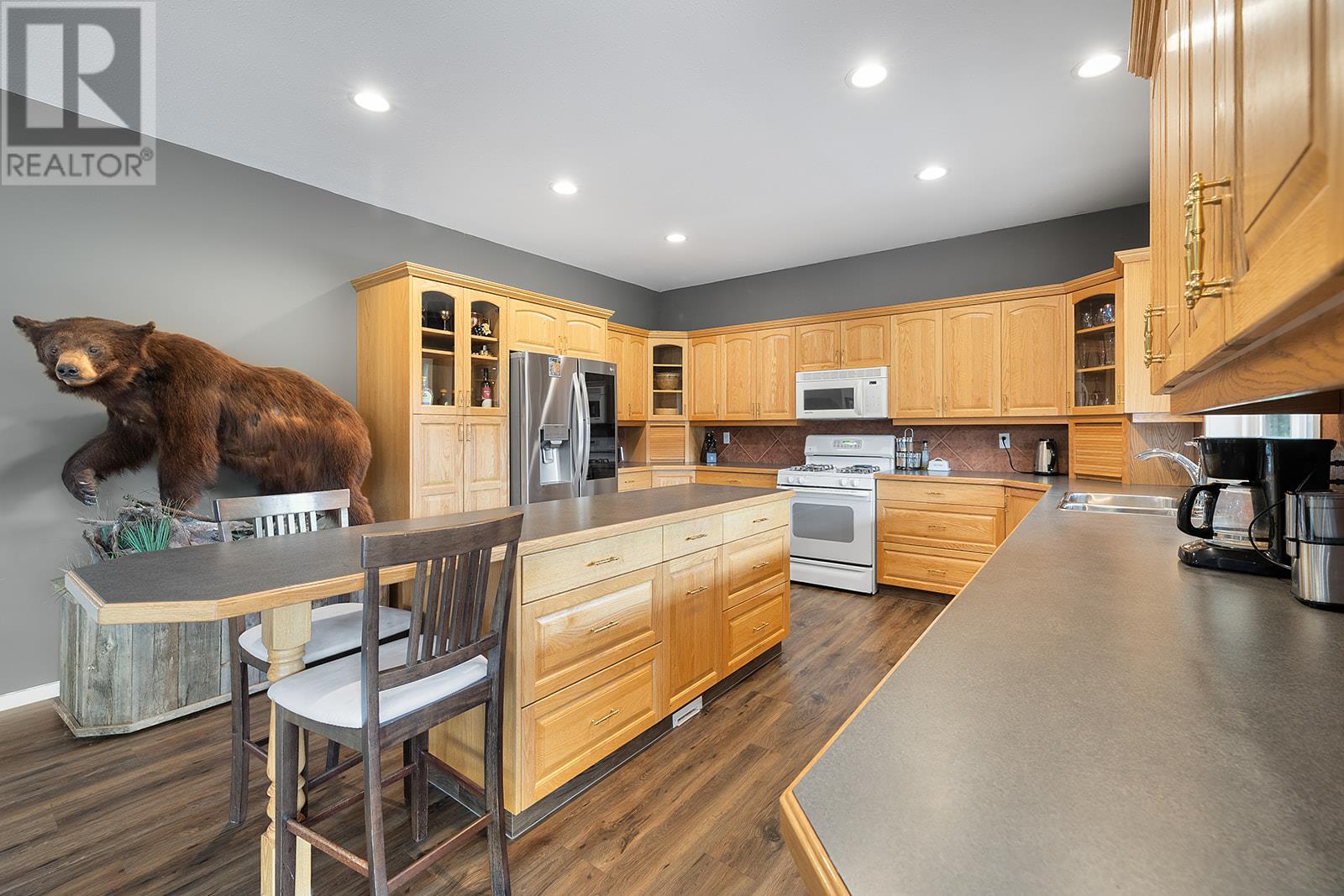 4363 Lister Road, Ta Ta Creek, British Columbia  V0B 1H0 - Photo 12 - 10351369