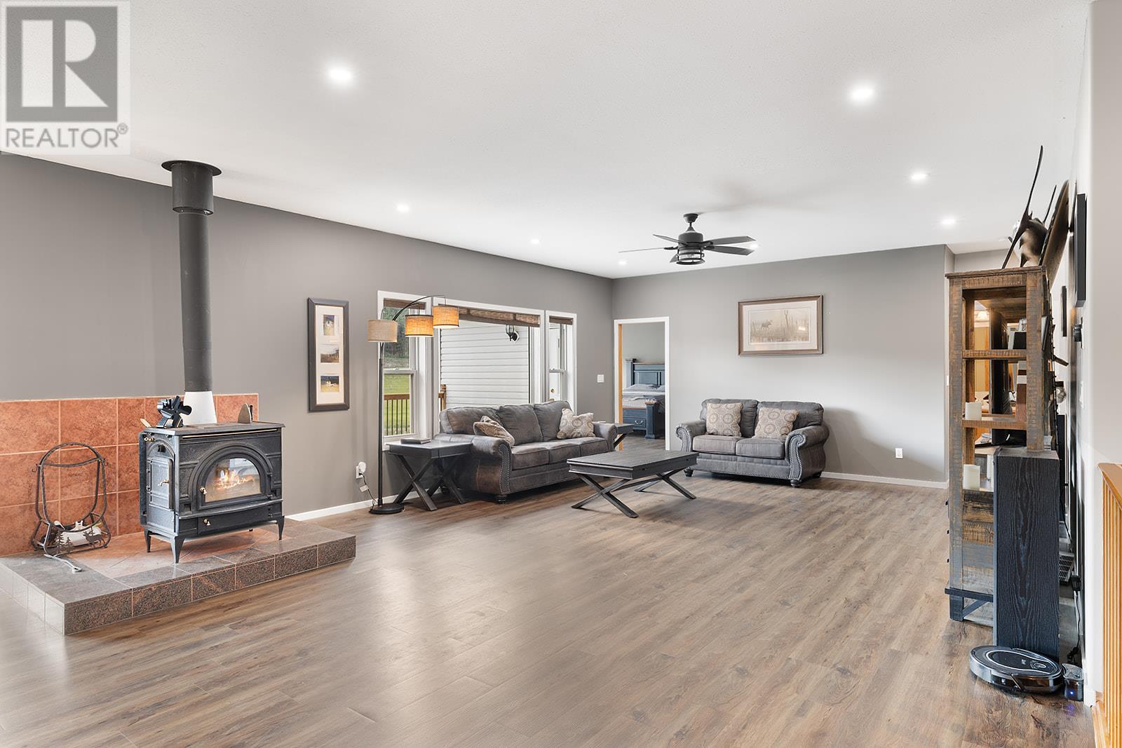 4363 Lister Road, Ta Ta Creek, British Columbia  V0B 1H0 - Photo 17 - 10351369