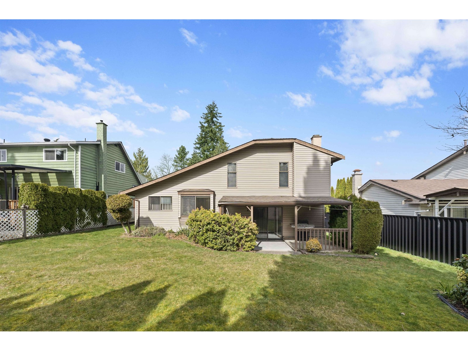 15632 98 Avenue, Surrey, British Columbia  V4N 2T7 - Photo 4 - R3013244