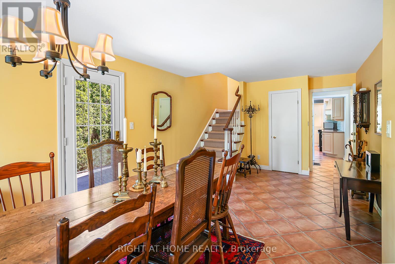 269 Regent Street, Niagara-On-The-Lake, Ontario  L0S 1J0 - Photo 16 - X12208066