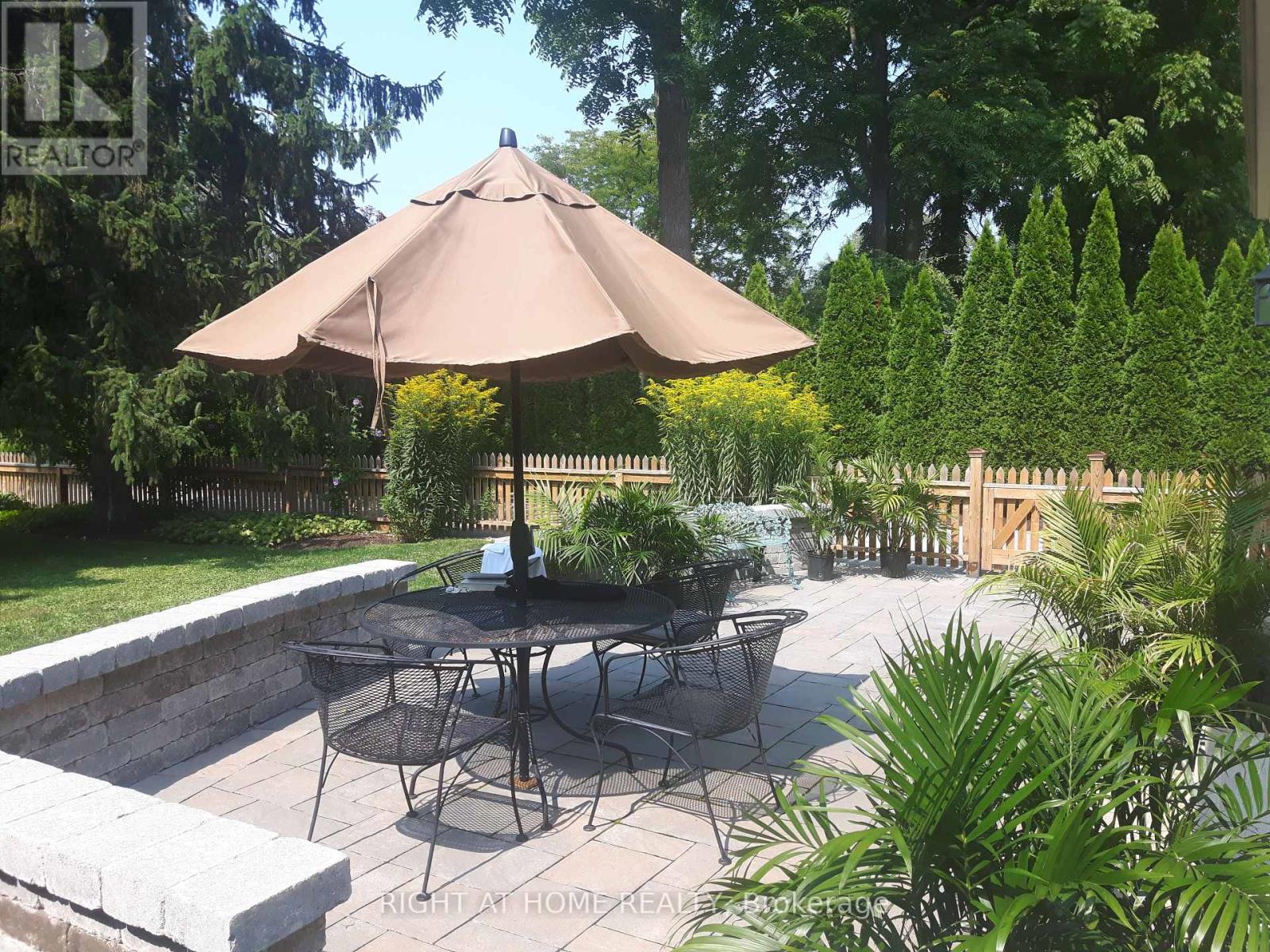 269 Regent Street, Niagara-On-The-Lake, Ontario  L0S 1J0 - Photo 35 - X12208066