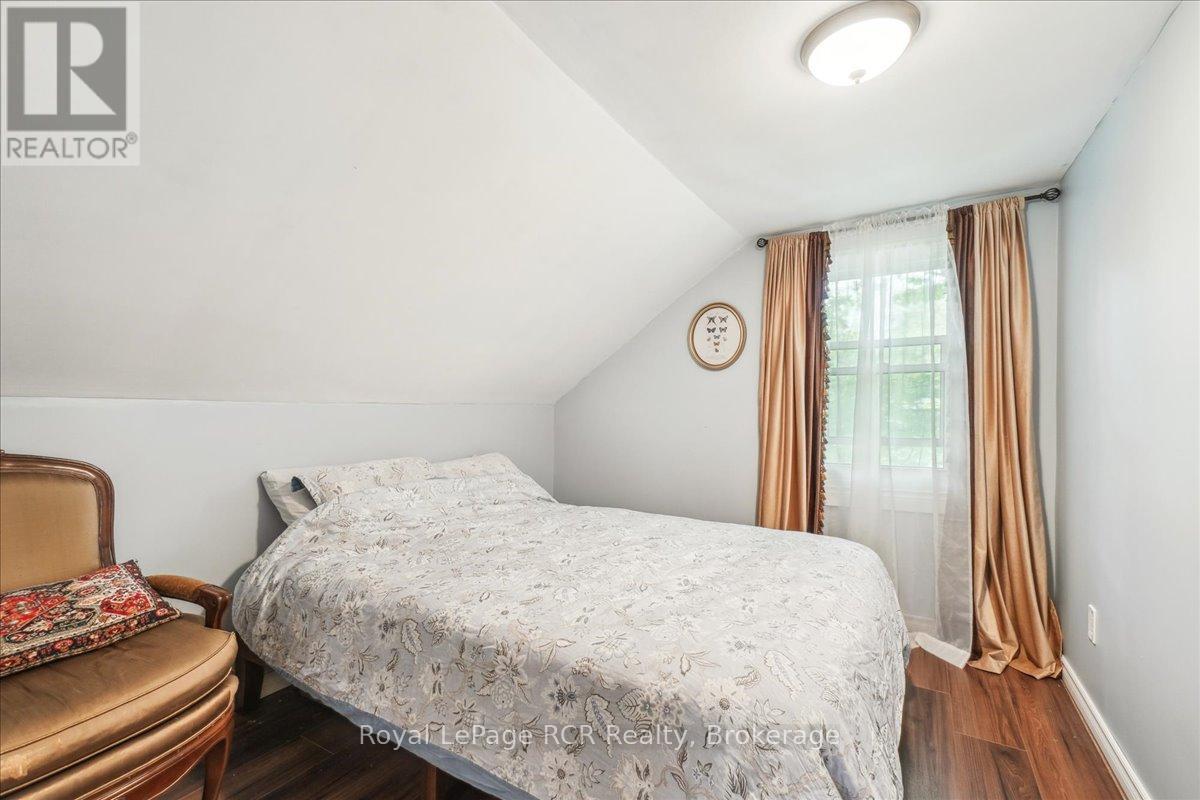 621 11th Street W, Owen Sound, Ontario  N4K 3T2 - Photo 21 - X12208073