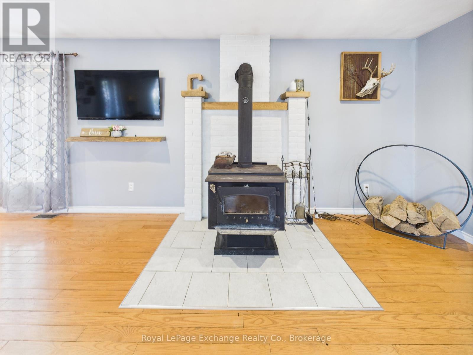 2002 Maitland Street N, Howick, Ontario  N0G 1X0 - Photo 17 - X12208076