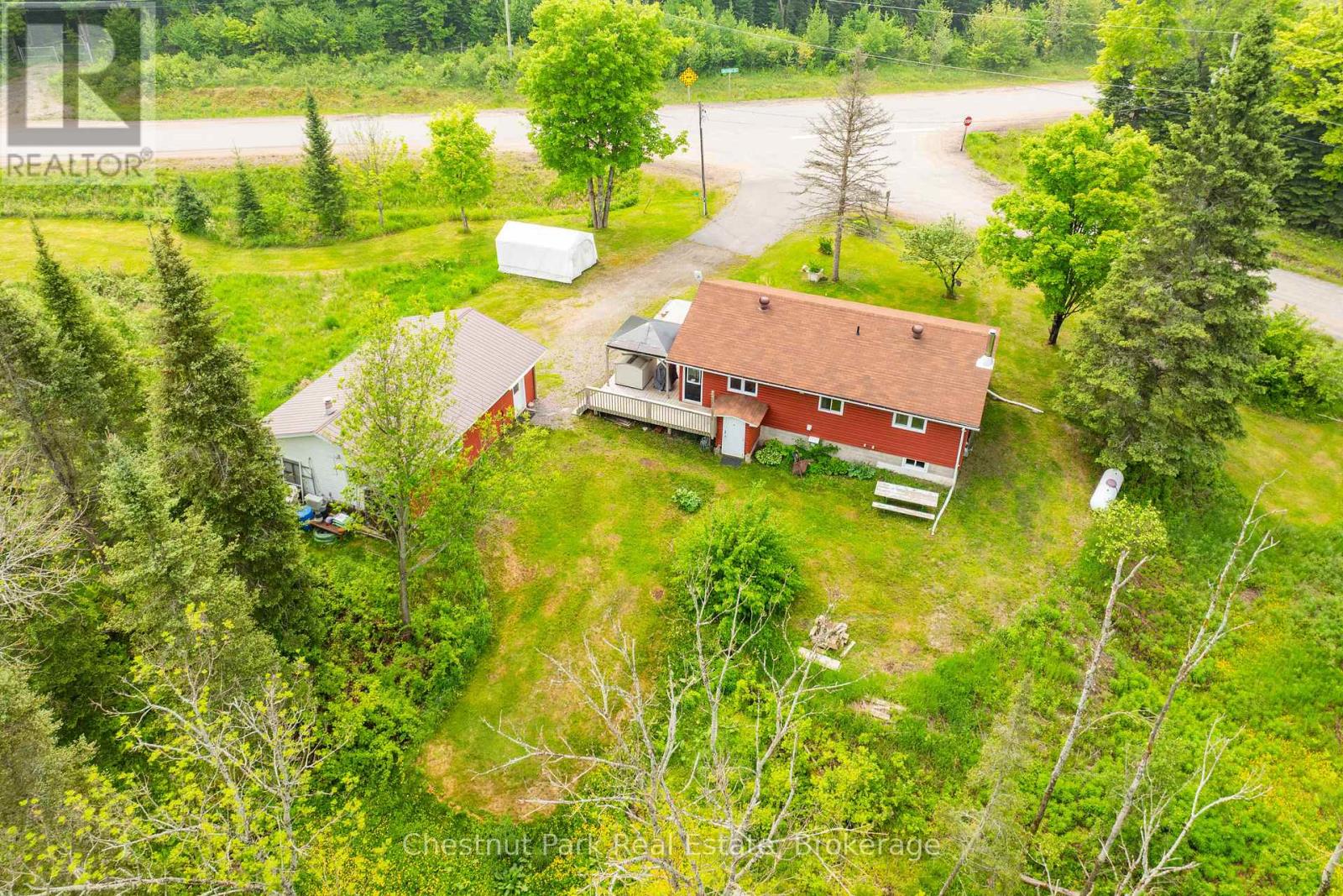 1 Christopher Lane, Burk's Falls, Ontario  P0A 1C0 - Photo 37 - X12208157