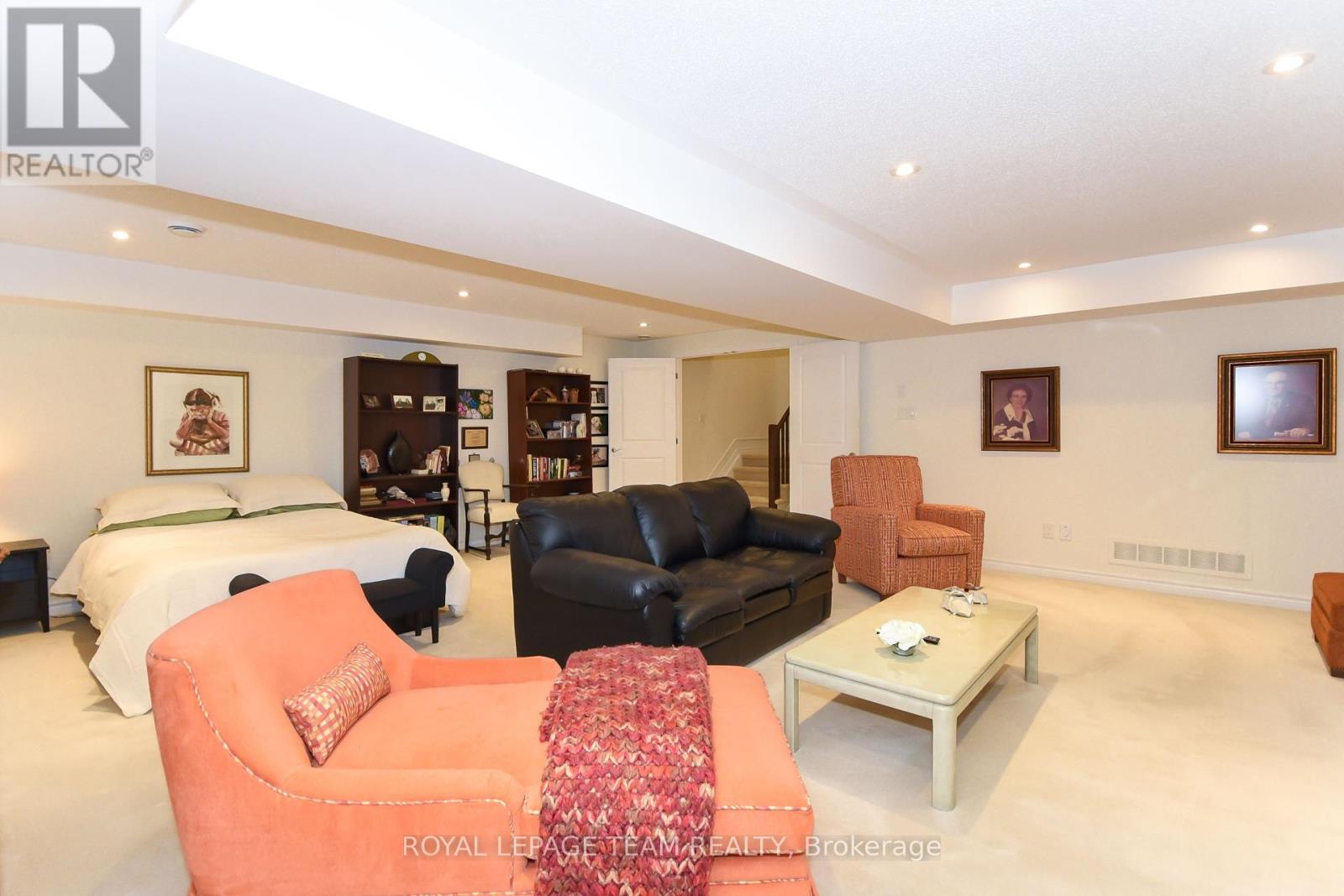 181 Oxford Street W, North Grenville, Ontario  K0G 1J0 - Photo 26 - X12208153