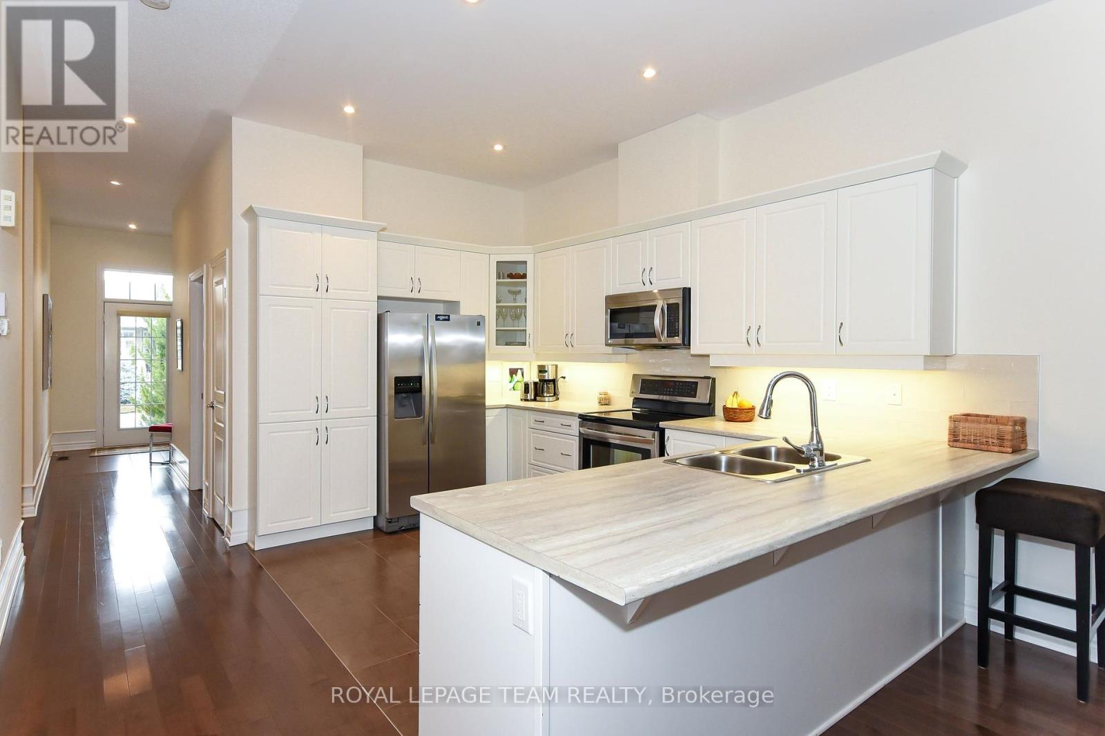 181 Oxford Street W, North Grenville, Ontario  K0G 1J0 - Photo 4 - X12208153