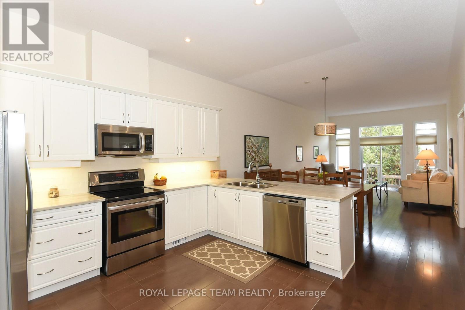 181 Oxford Street W, North Grenville, Ontario  K0G 1J0 - Photo 6 - X12208153
