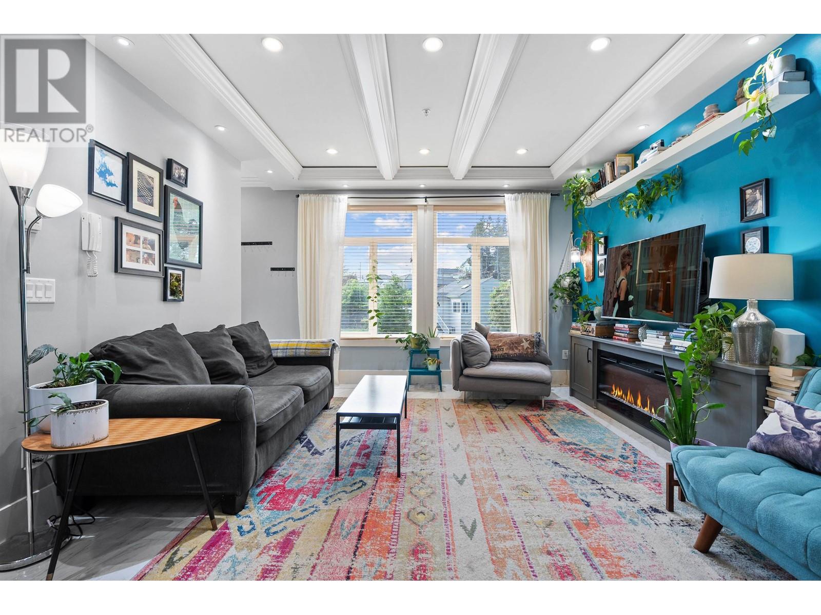 4672 Clarendon Street, Vancouver, British Columbia  V5R 3J1 - Photo 1 - R3011418