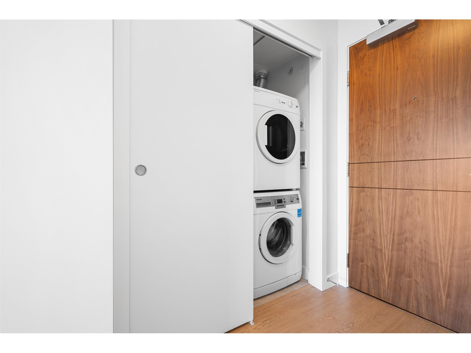 1111 13750 100 Avenue, Surrey, British Columbia  V3T 0L3 - Photo 15 - R3013029