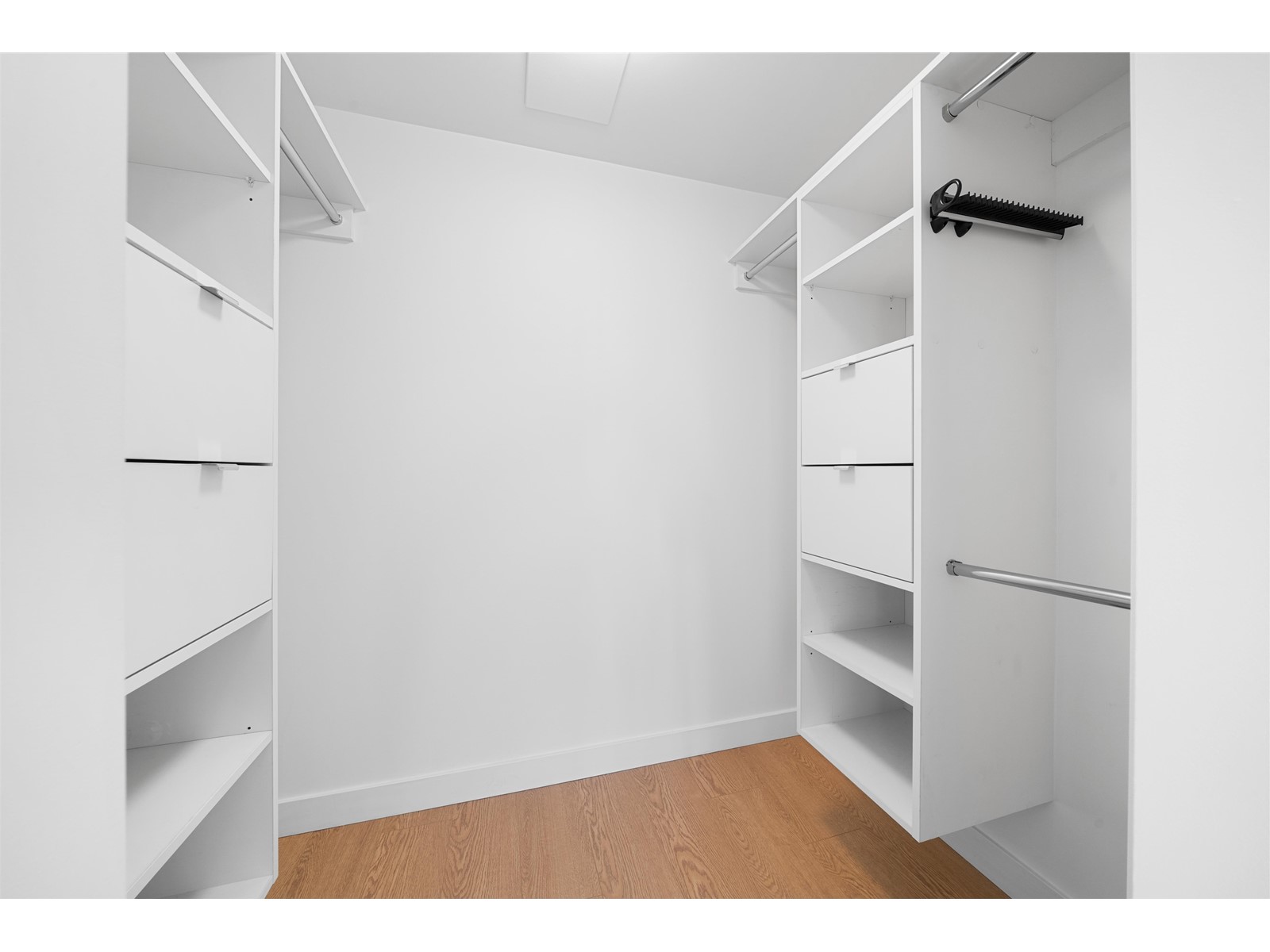 1111 13750 100 Avenue, Surrey, British Columbia  V3T 0L3 - Photo 12 - R3013029