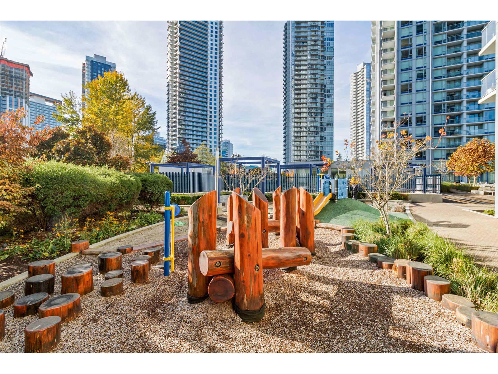 1111 13750 100 Avenue, Surrey, British Columbia  V3T 0L3 - Photo 22 - R3013029