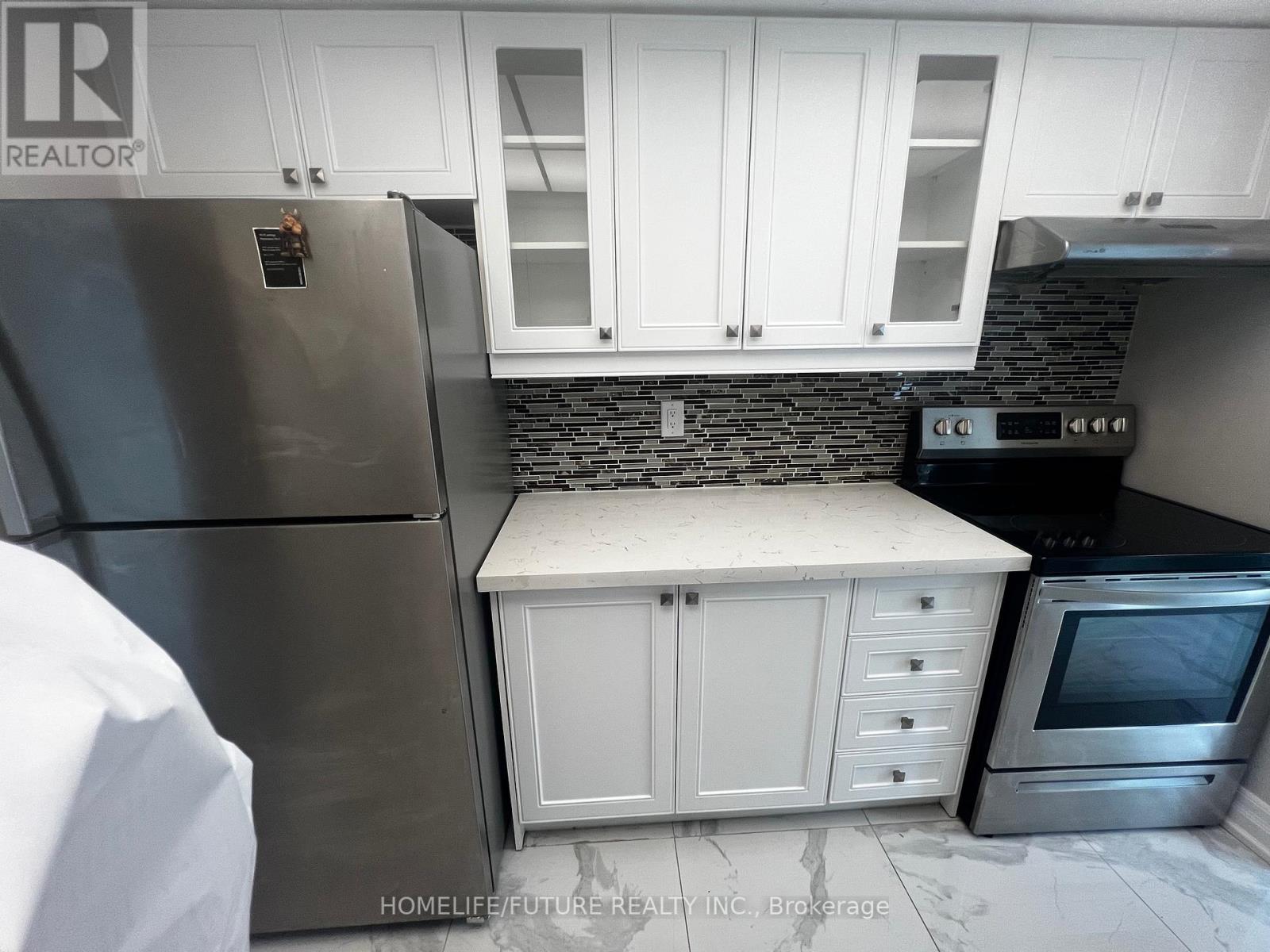 3008 - 77 Harbour Square, Toronto (Waterfront Communities), Ontario  M5J 2S2 - Photo 14 - C12009378