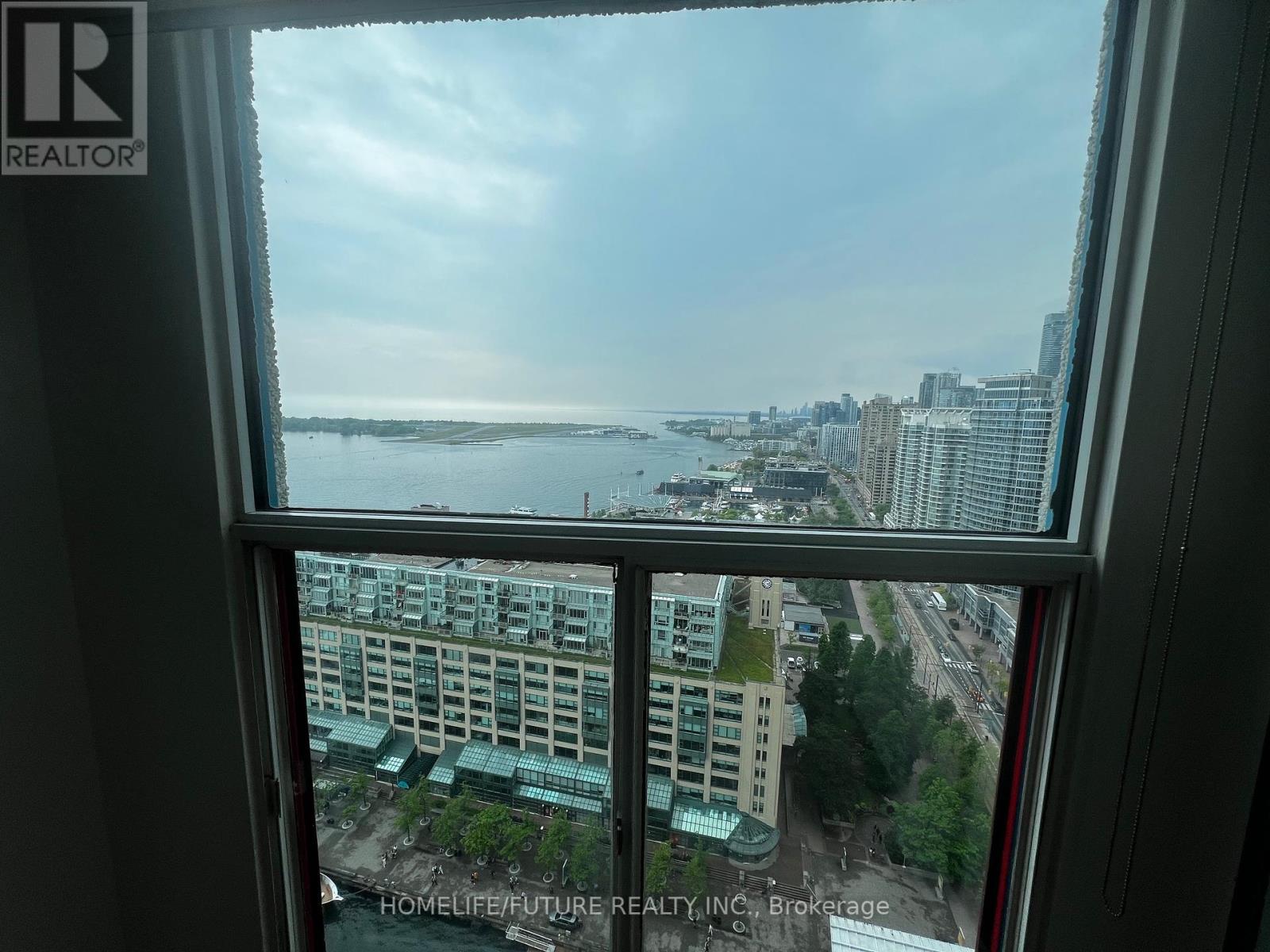 3008 - 77 Harbour Square, Toronto, Ontario  M5J 2S2 - Photo 24 - C12009378