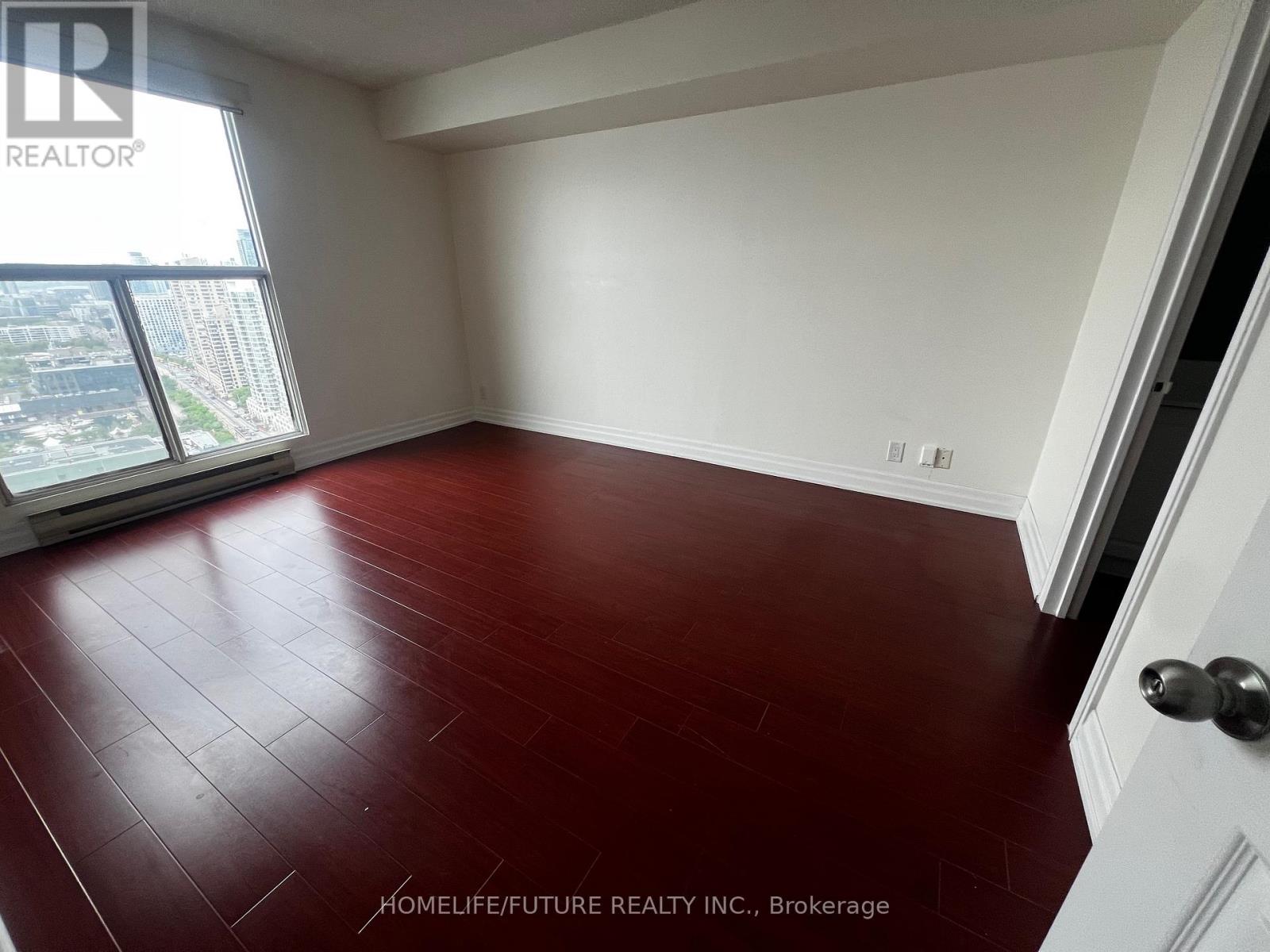3008 - 77 Harbour Square, Toronto, Ontario  M5J 2S2 - Photo 37 - C12009378