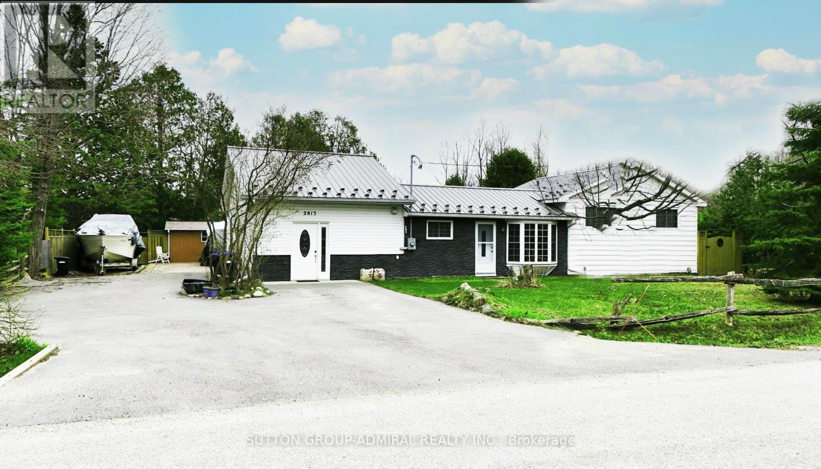2813 Clarkesville Street, Innisfil, Ontario  L9S 2J1 - Photo 1 - N12098524