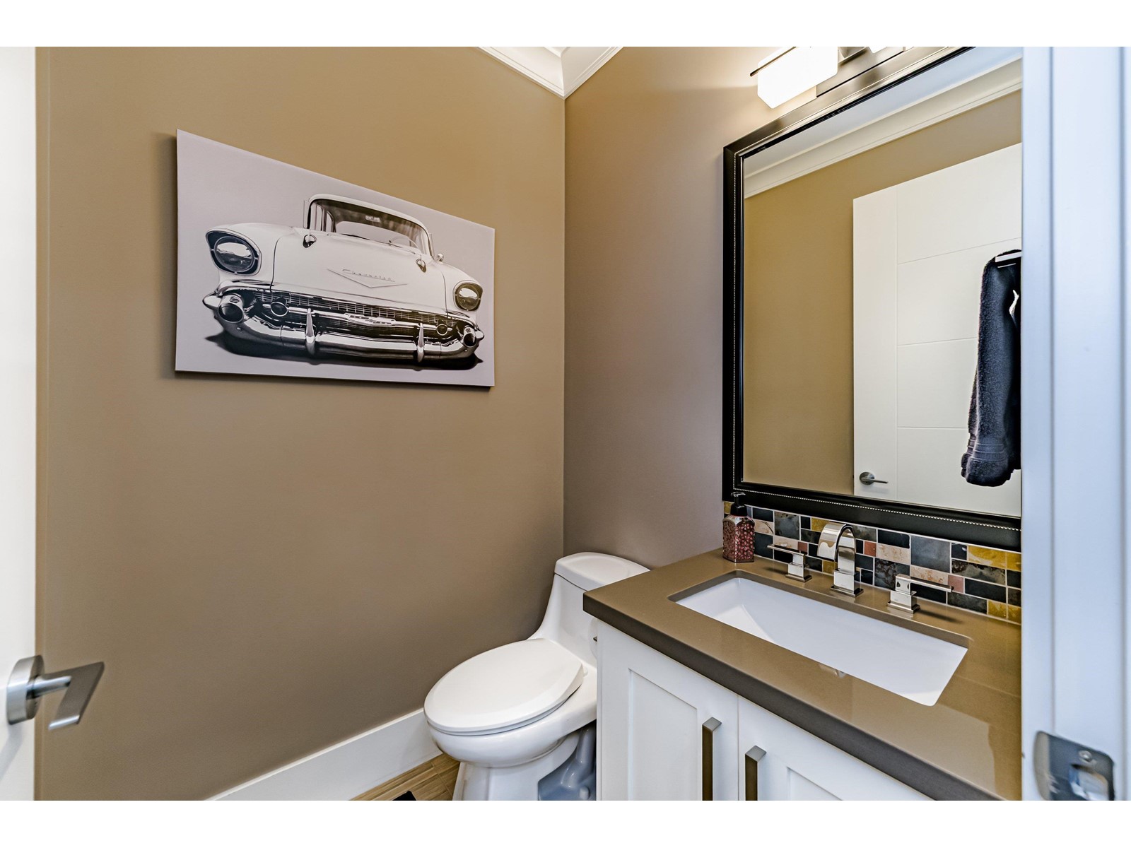 17393 2 Avenue, Surrey, British Columbia  V3Z 6R9 - Photo 12 - R3012726