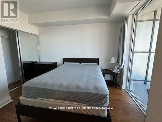 3001 - 1080 Bay Street, Toronto, Ontario  N5S 0A5 - Photo 9 - C12208074