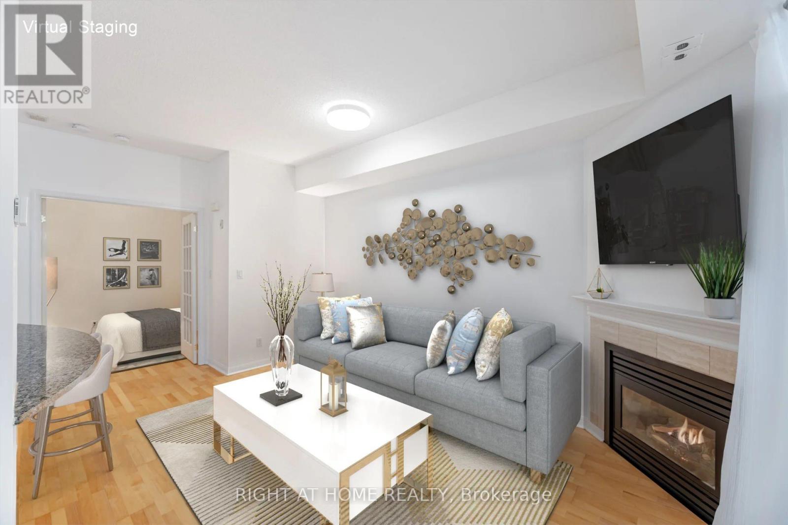 161 - 28 Stadium Road, Toronto (Niagara), Ontario  M5V 3P4 - Photo 3 - C12208077