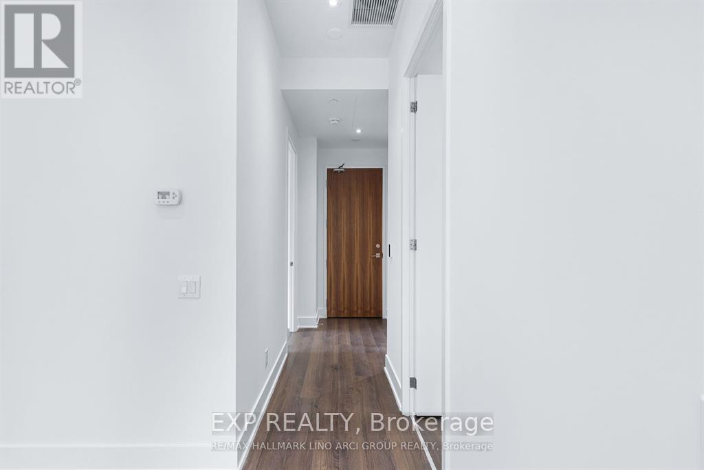 405 - 111 St Clair Avenue W, Toronto, Ontario  M4V 1N5 - Photo 17 - C12208079